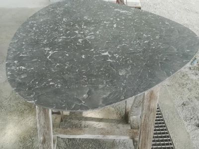 Création d’une table en pierre (64)