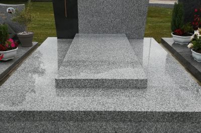 Monument funéraire 4